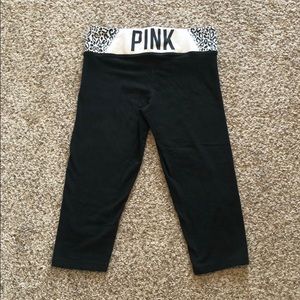 PINK VICTORIA’S SECRET cropped leggings